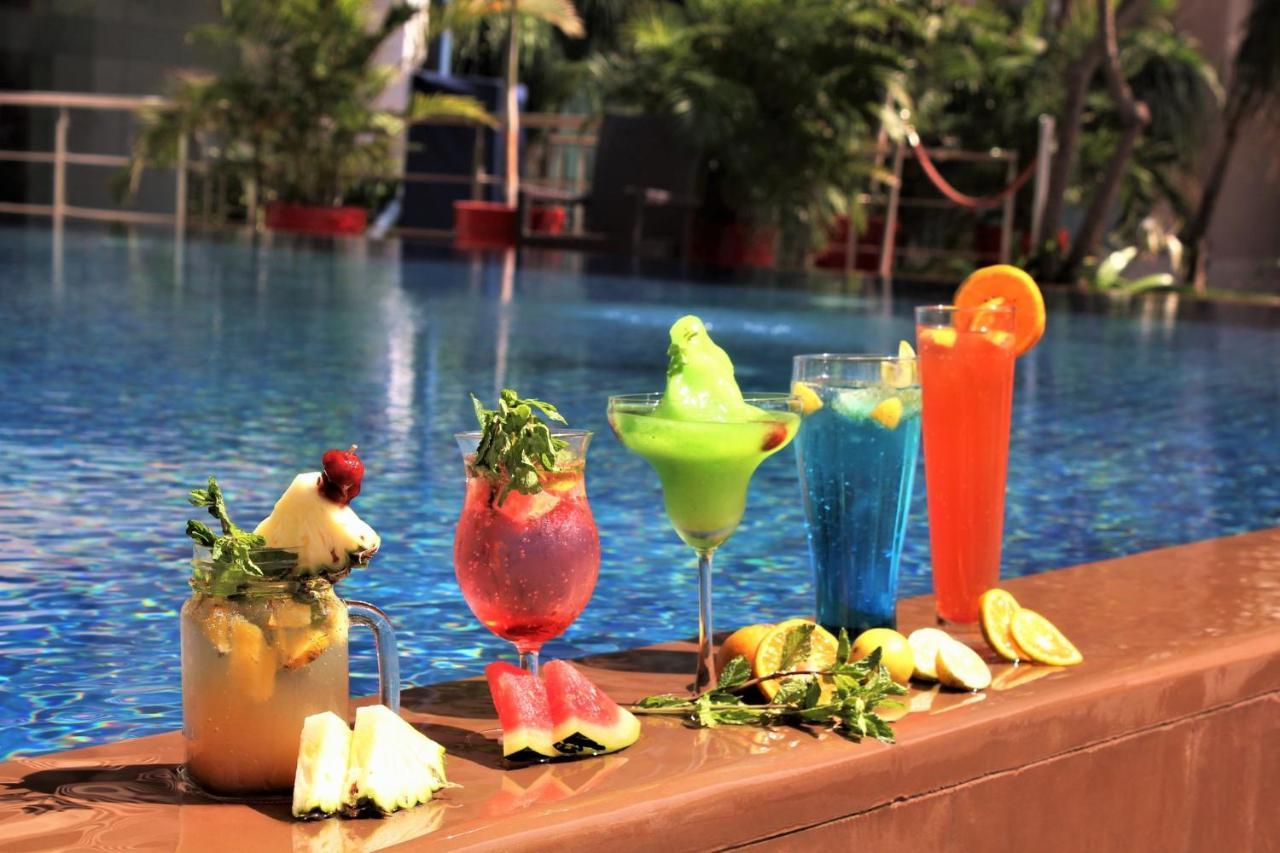 Crowne Plaza Ahmedabad City Centre By Ihg Bagian luar foto