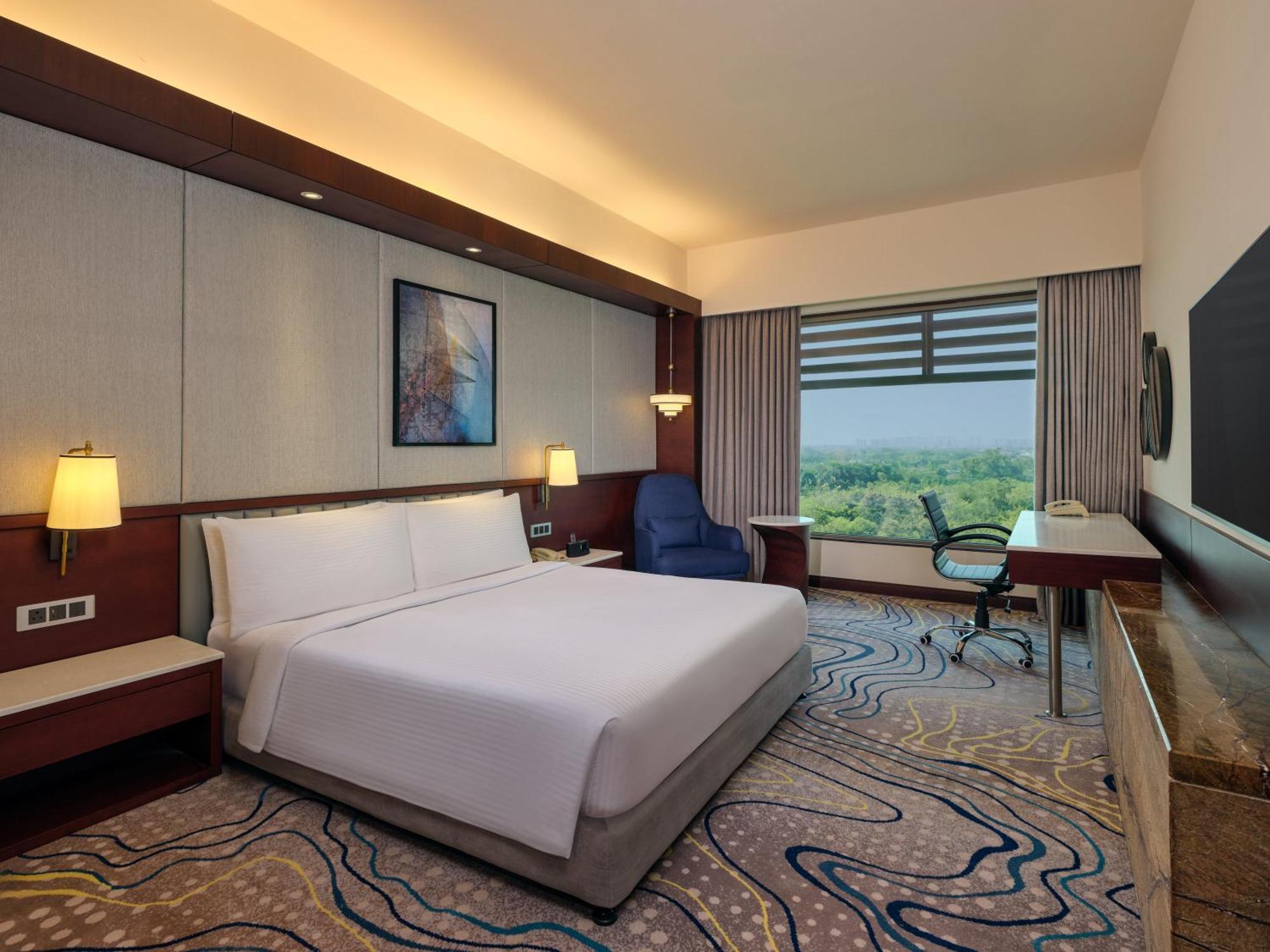 Crowne Plaza Ahmedabad City Centre By Ihg Bagian luar foto